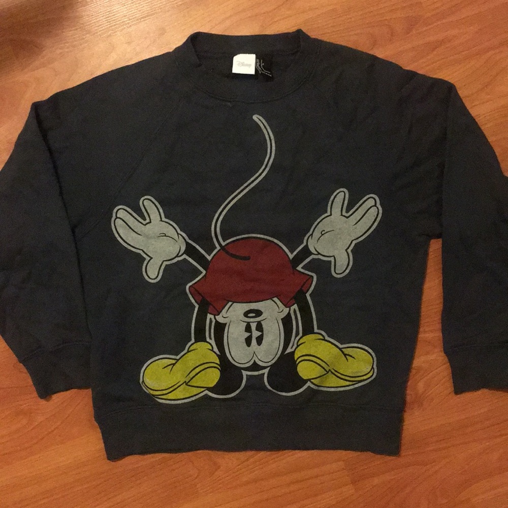 Disney Mickey Mouse crewneck sweater